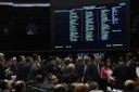 Congresso mantém veto ao reajuste de 6,5% na tabela do IRPF e adia Orçamento.