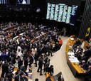 Deputados aprova doação de empresas aos partidos para campanhas eleitorais!