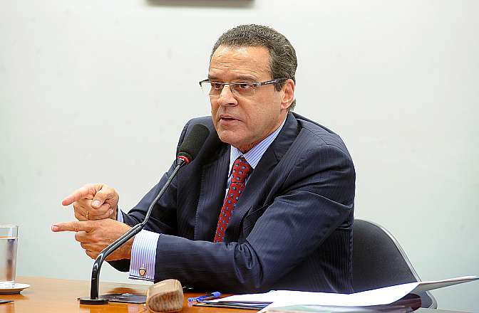 Henrique Eduardo Alves participa de reunião de turismo na Croácia.