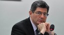 Levy diz que ‘está fora’ se Congresso cortar a zero meta fiscal de 2016.